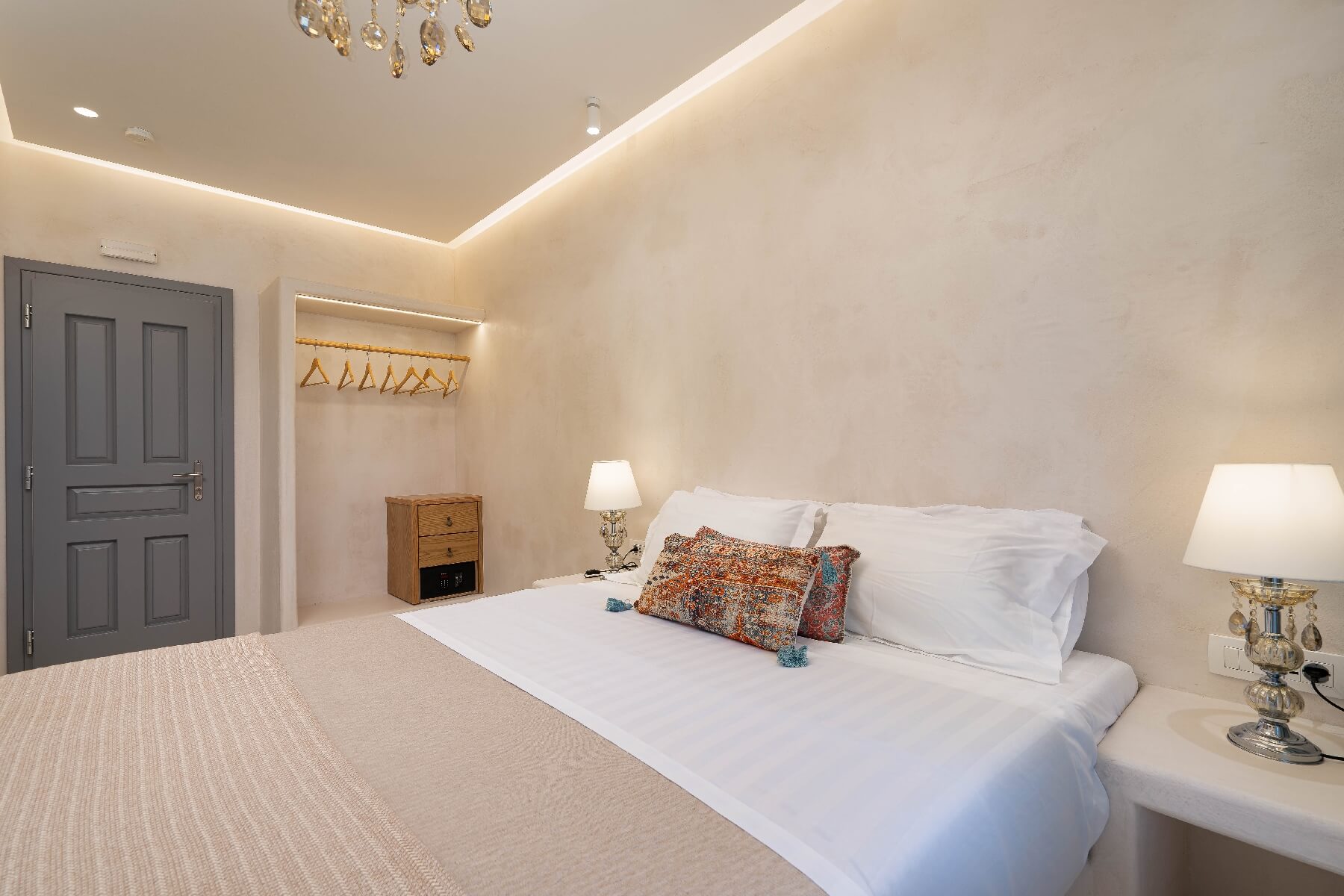 Deluxe Room With Jacuzzi